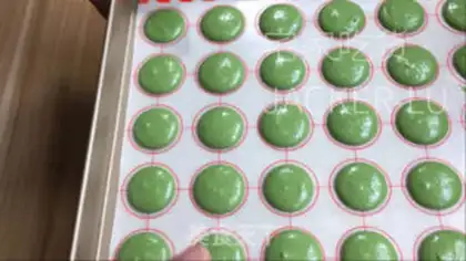 Make The tea macaron step 9