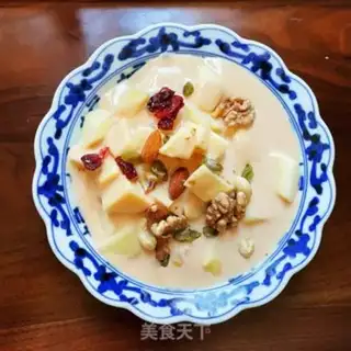 Make Charcoal yogurt apple step 5
