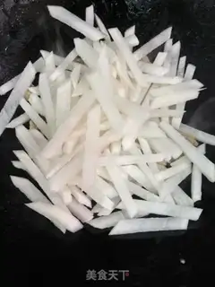 Make White radish, dry squid step 4