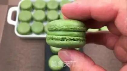 Make The tea macaron step 22