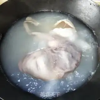 Make Pork belly chicken soup step 3
