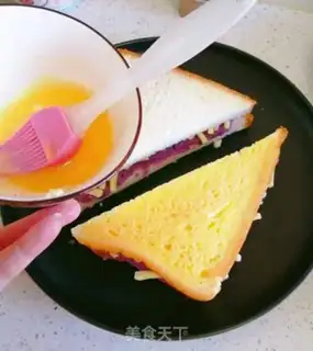 Make Potato cheese sandwich step 4