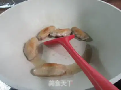 Make Creaming in chicken wings step 1
