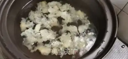 Make Lily Silver Pear Spear step 3