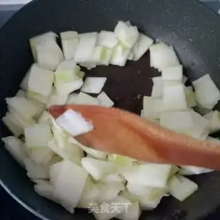 Make Pork shrimp soup step 3
