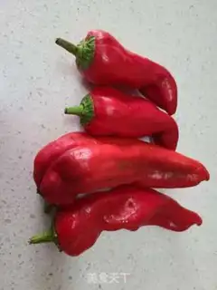 Make Paprika fried meat step 0