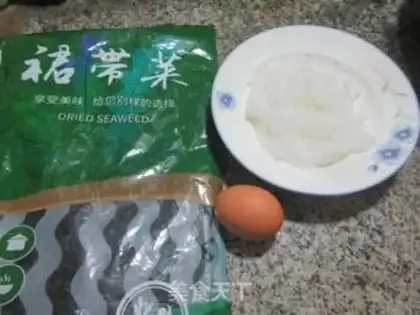 Make Eggs skirts and gravy and tacos step 0