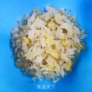 Make A silver spoon of a potato step 0