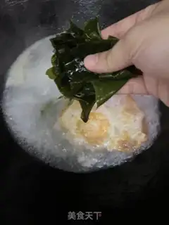 Make The dress and the egg soup step 4