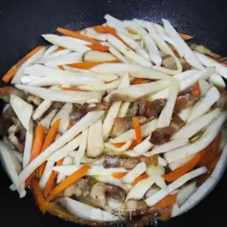 Make Five bouquets of apricot mushroom step 7