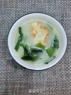 Make The dress and the egg soup step 7