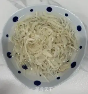 Make The rice is fried meat step 1