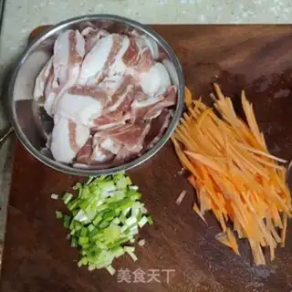 Make Five bouquets and rice powder step 3