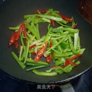 Make Chili fried chicken skin step 6