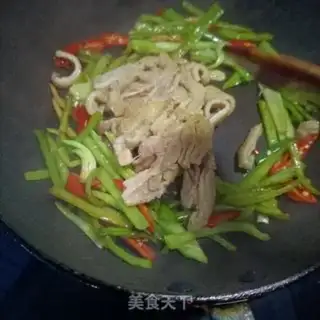 Make Chili fried chicken skin step 8