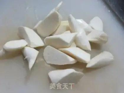 Make White leaves, duck cranium step 2