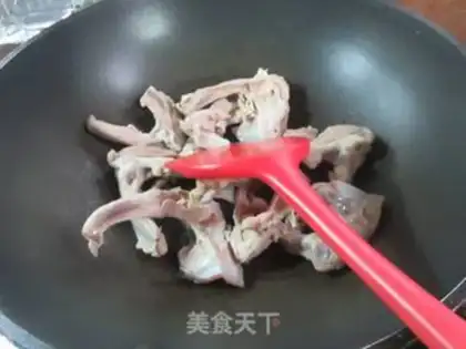 Make White leaves, duck cranium step 4