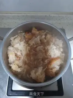 Make A silver spoon with dates step 4