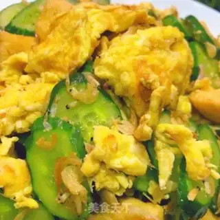 Make cucumber fried eggs step 10
