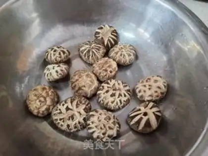 Make Frozen pretzels step 1