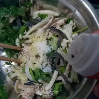 Make White mascara with chicken step 10