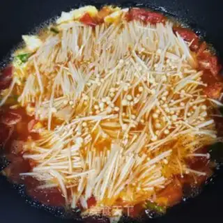 Make Tomato egg mushroom soup step 5
