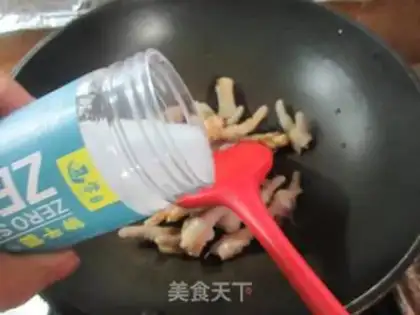 Make Four seasons of chicken claws step 6