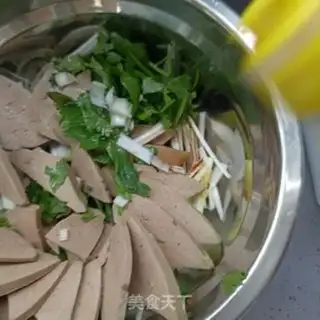 Make Onion gravy step 5