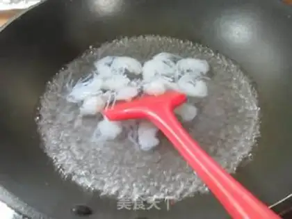 Make Potato macaroni soup step 1