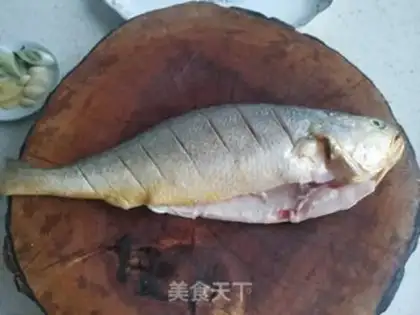 Make Spicy yellowfish step 2