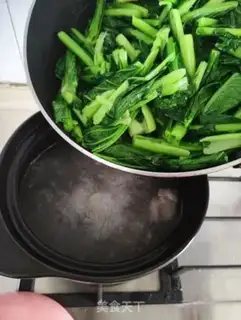 Make The cranberry broth step 8