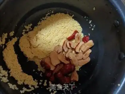 Make Little rice-tree lilies step 2