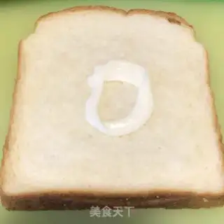 Make Egg sandwich step 4