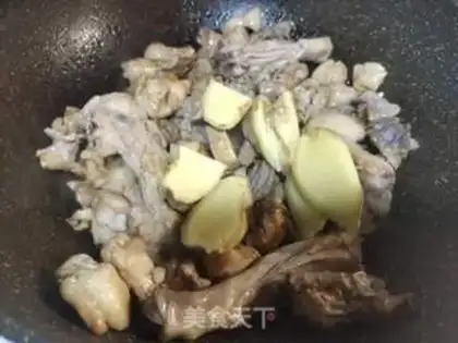 Make Four seasons of red bean roasted duck step 3
