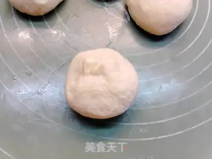 Make Sesame sauce, red sugar bread step 12