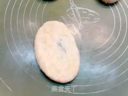 Make Sesame sauce, red sugar bread step 13
