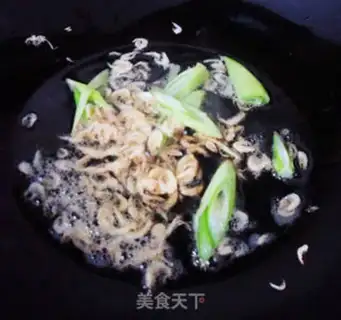 Make Shrimp noodles step 2