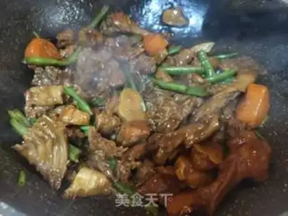 Make Four seasons of red bean roasted duck step 6
