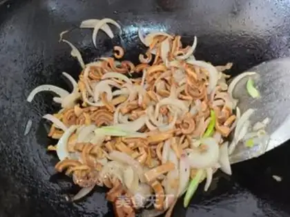 Make The onions are drying up step 3