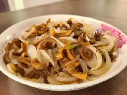 Make The onions are drying up step 4