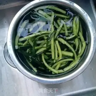 Make Meat-dried Dutch cucumber step 8