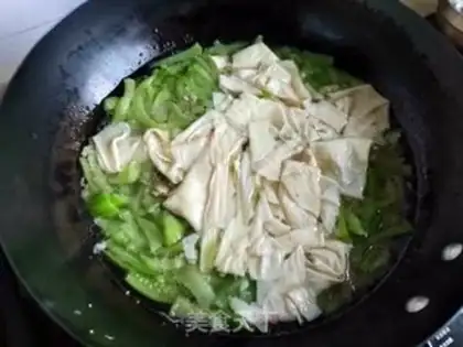 Make Tofu melon soup step 5