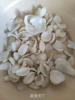 Make Lily