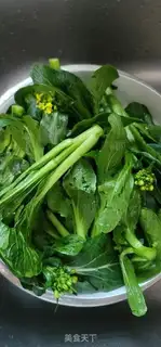 Make Garlic cabbage step 1