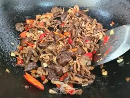 Make Slipped mushrooms and fried meat step 5