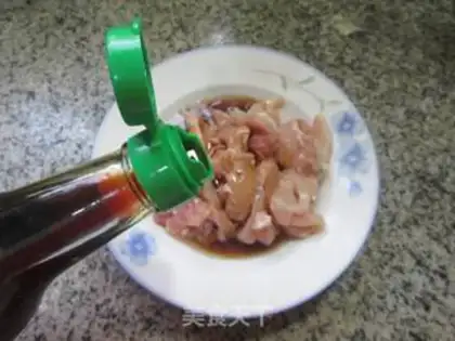 Make Pickles, chicken legs, fragrance step 4