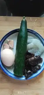 Make Shrimp eggs fried cucumbers step 0