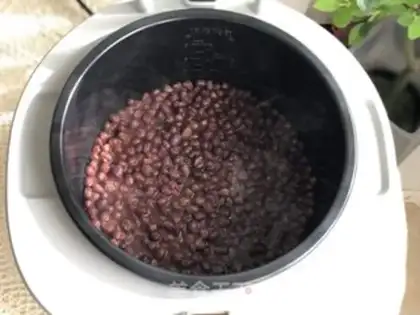 Make Red bean salsa rice ball soup step 3