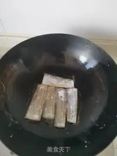 Make Red-fried fish step 1