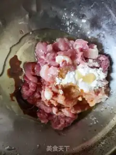 Make The chrysanthemum step 1